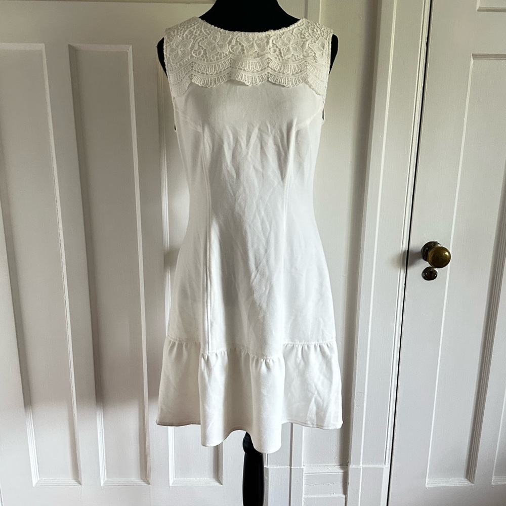 NWT Adorable 🇦🇺 2025 Darling Creamy White Lace Trim Dress with Ruffled Hem